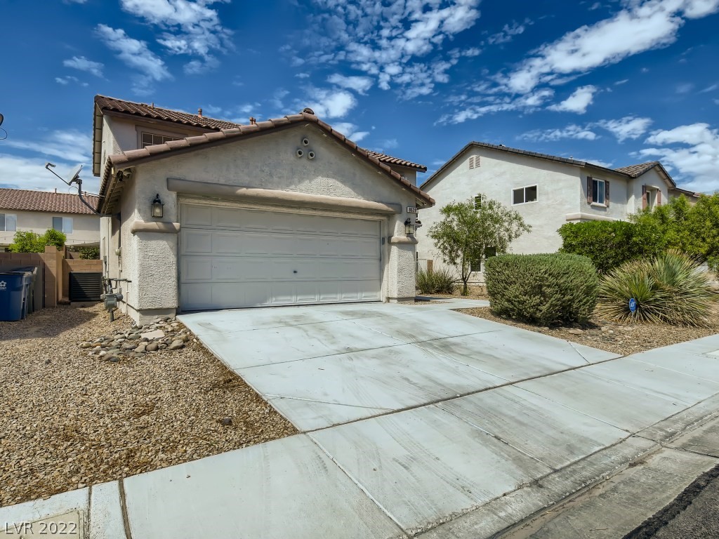 8629 Apiary Wind Street Property Photo 1