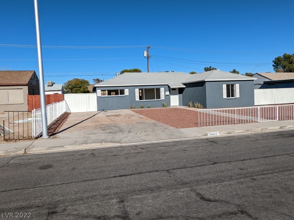 4612 Dover Place Property Photo 1
