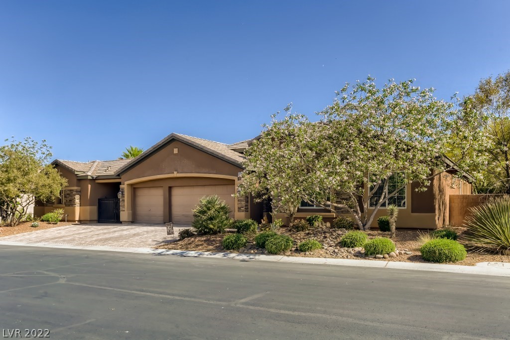 3893 Sangre De Cristo Avenue Property Photo 1