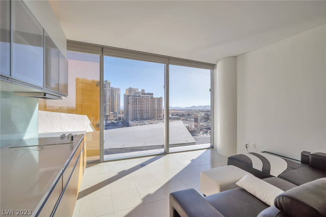 3722 Las Vegas Boulevard 603 Property Photo 1