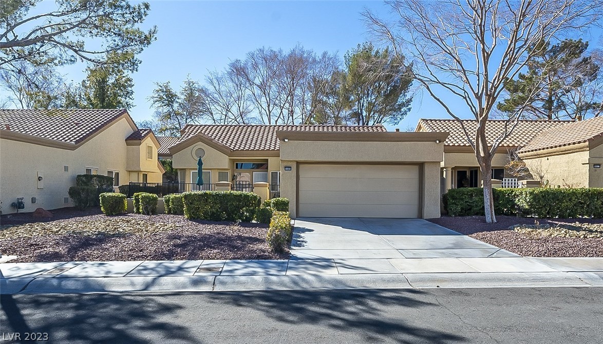 9009 Mountain Gate Drive Property Photo 1