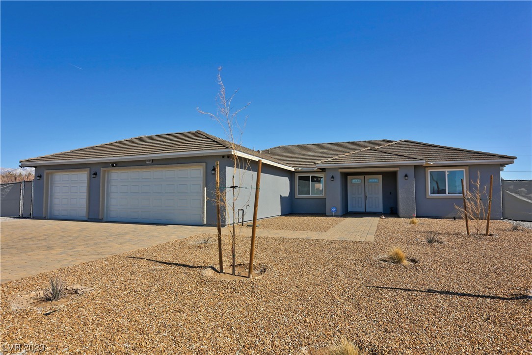 1731 South Manzanita Drive Property Photo 1
