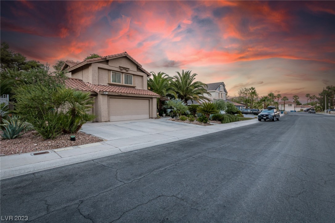 8904 Rocky Shore Drive Property Photo 1