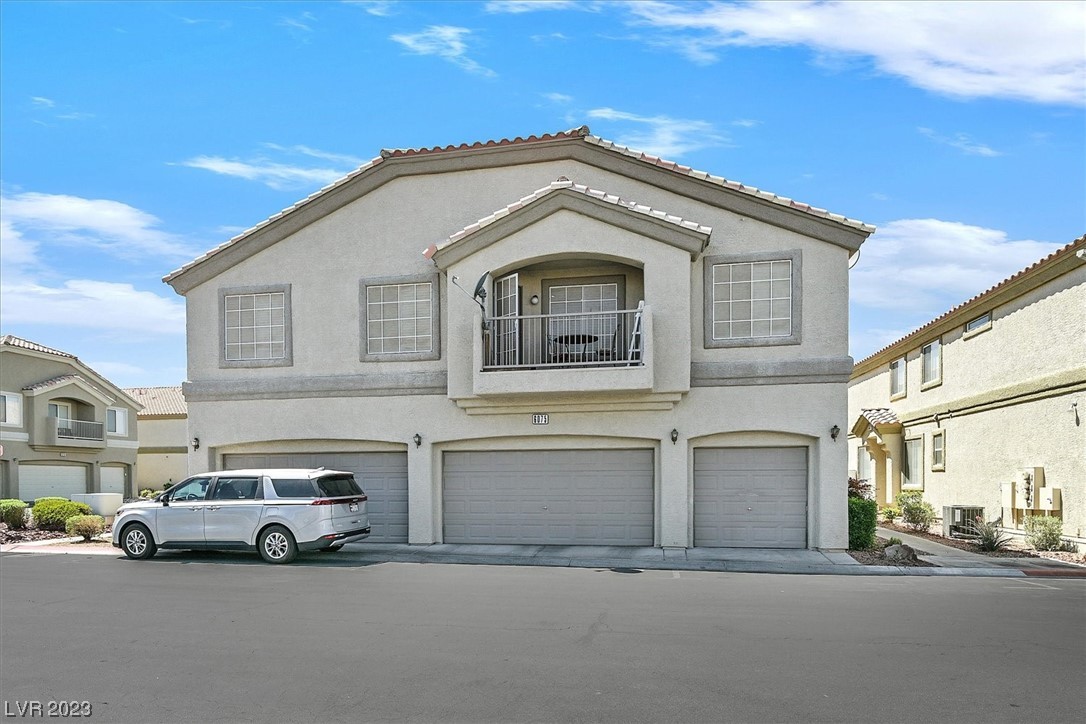 6075 Washland Drive 101 Property Photo 1