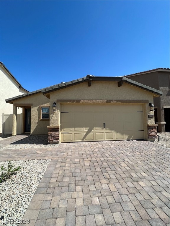 1582 Cowboy Path Avenue Property Photo 1