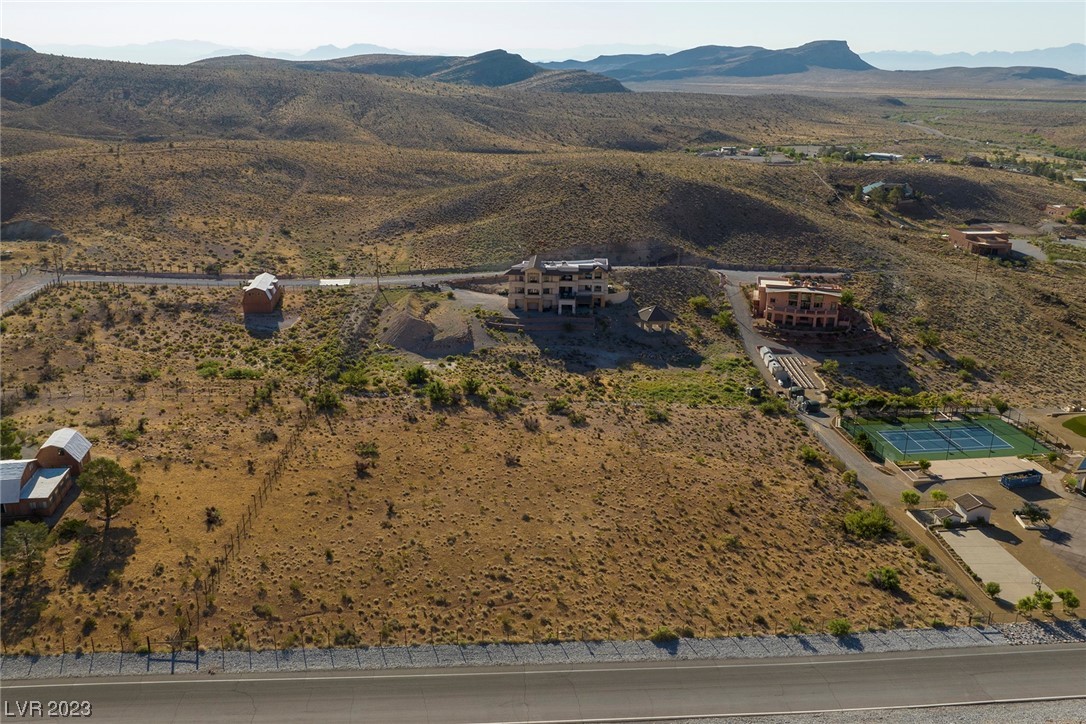 Sandstone Drive Property Photo 8