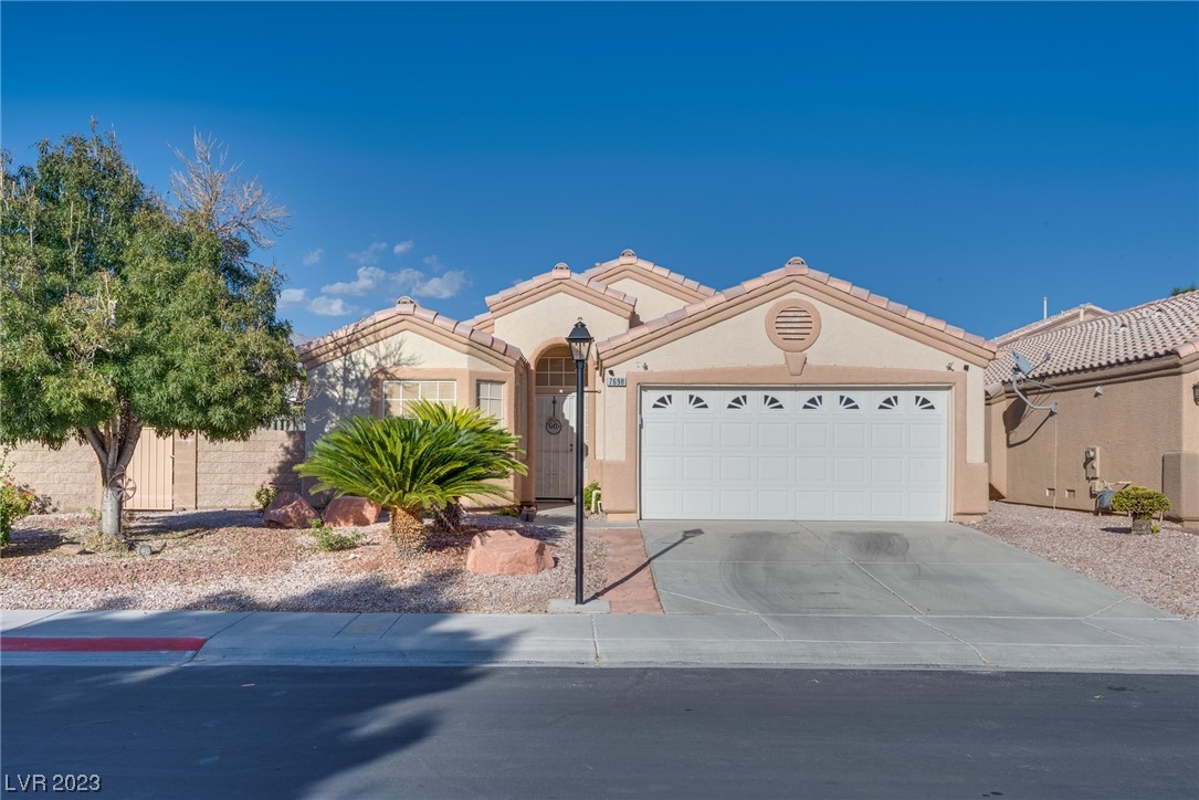7698 Rainbow Cove Drive Property Photo 1
