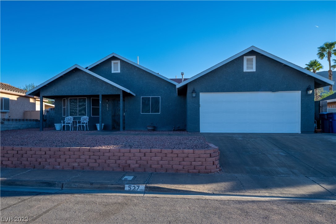 527 Buchanan Avenue Property Photo 1