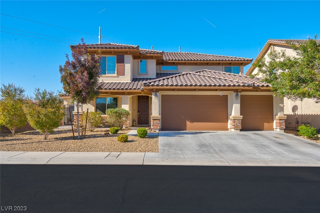 1045 Via Breve Property Photo 1