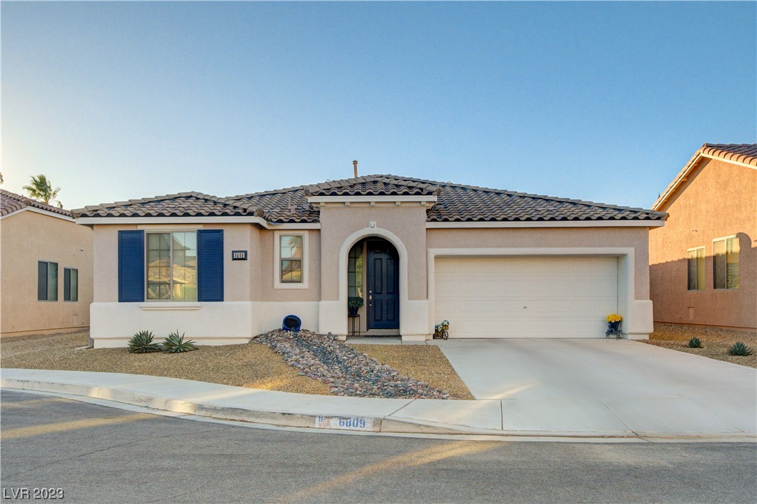 6809 Mystic Plain Court Property Photo 1