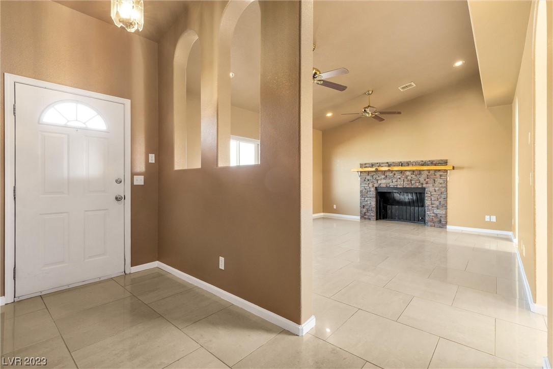 901 Bunarch Road Property Photo 4