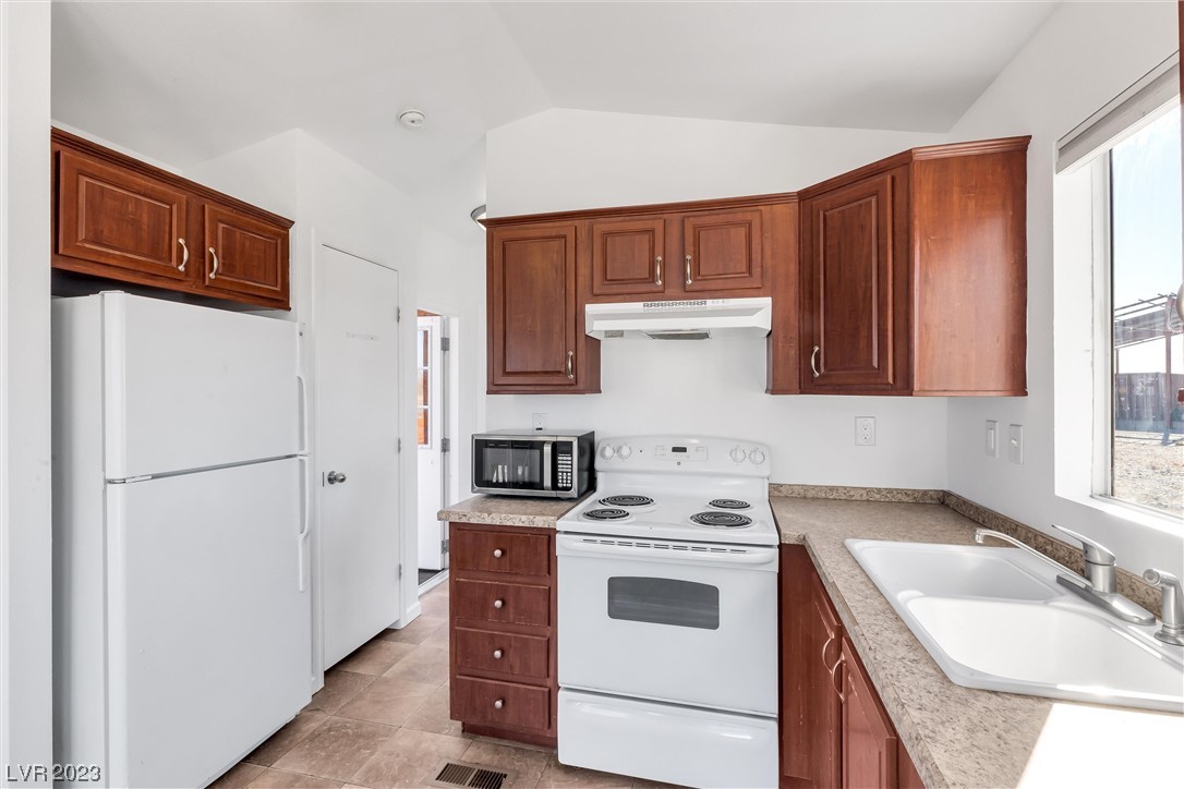 901 Bunarch Road Property Photo 19