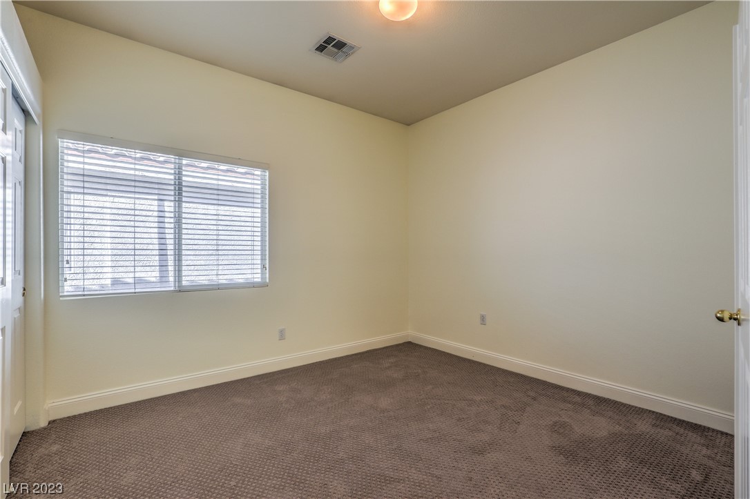 5148 Guardian Peak Street Property Photo 5