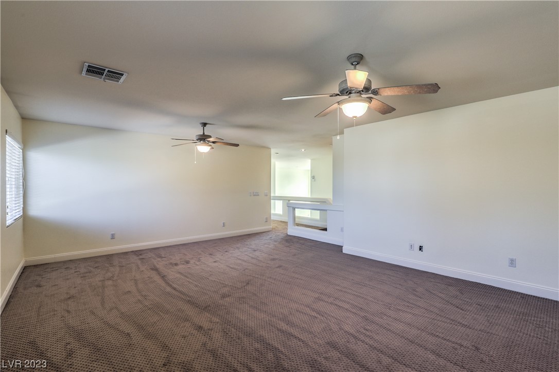 5148 Guardian Peak Street Property Photo 12
