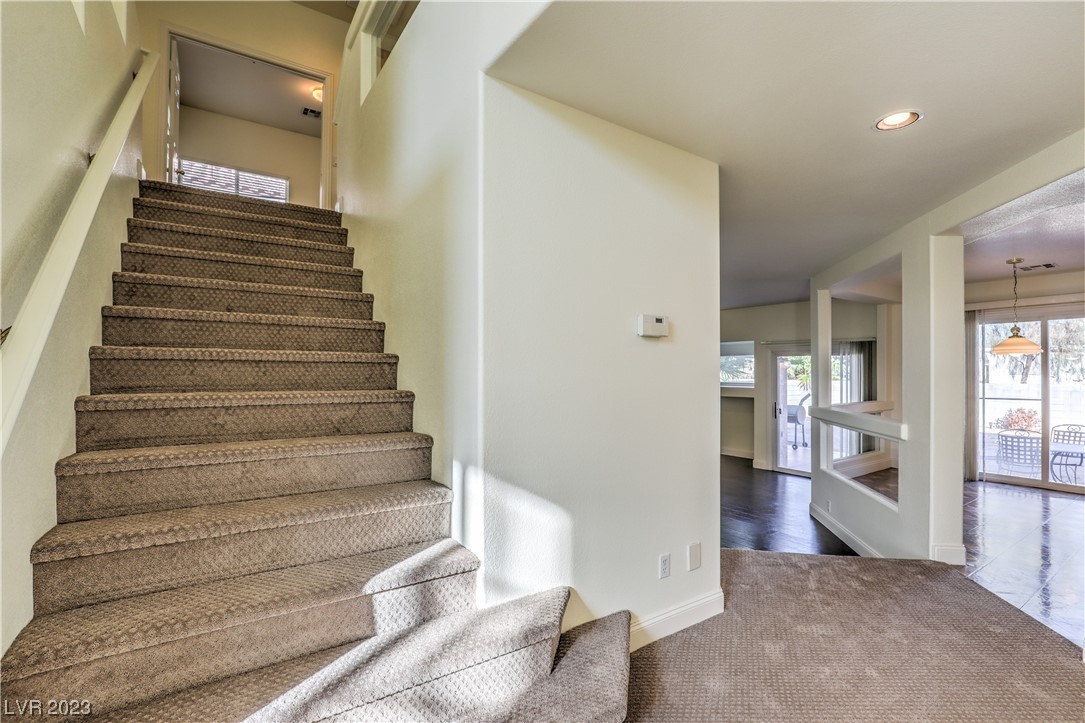 5148 Guardian Peak Street Property Photo 15