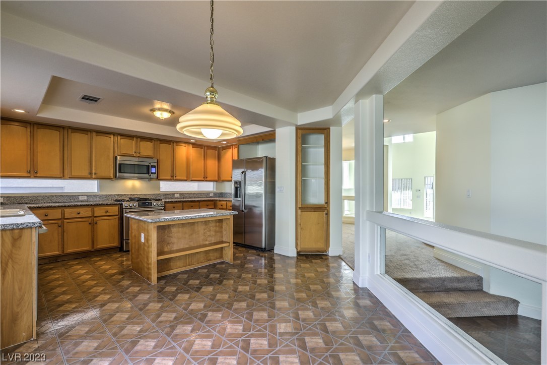 5148 Guardian Peak Street Property Photo 21