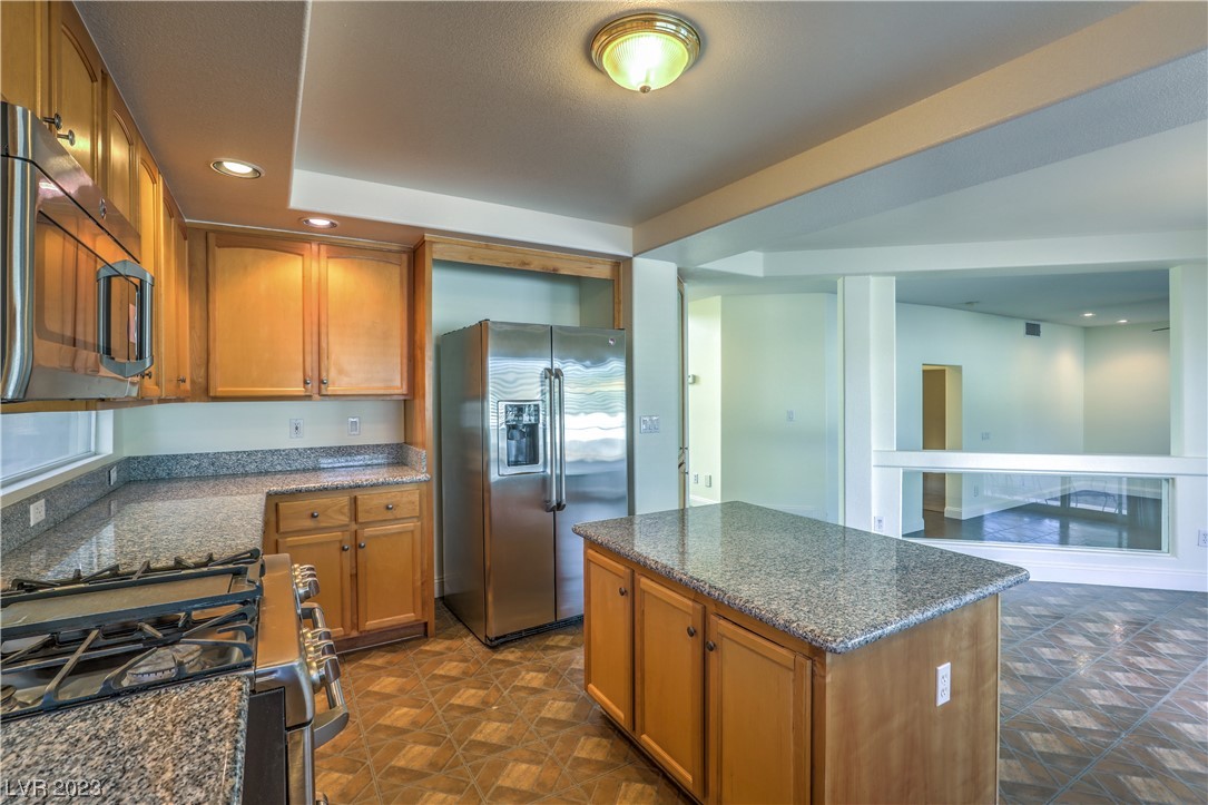 5148 Guardian Peak Street Property Photo 23