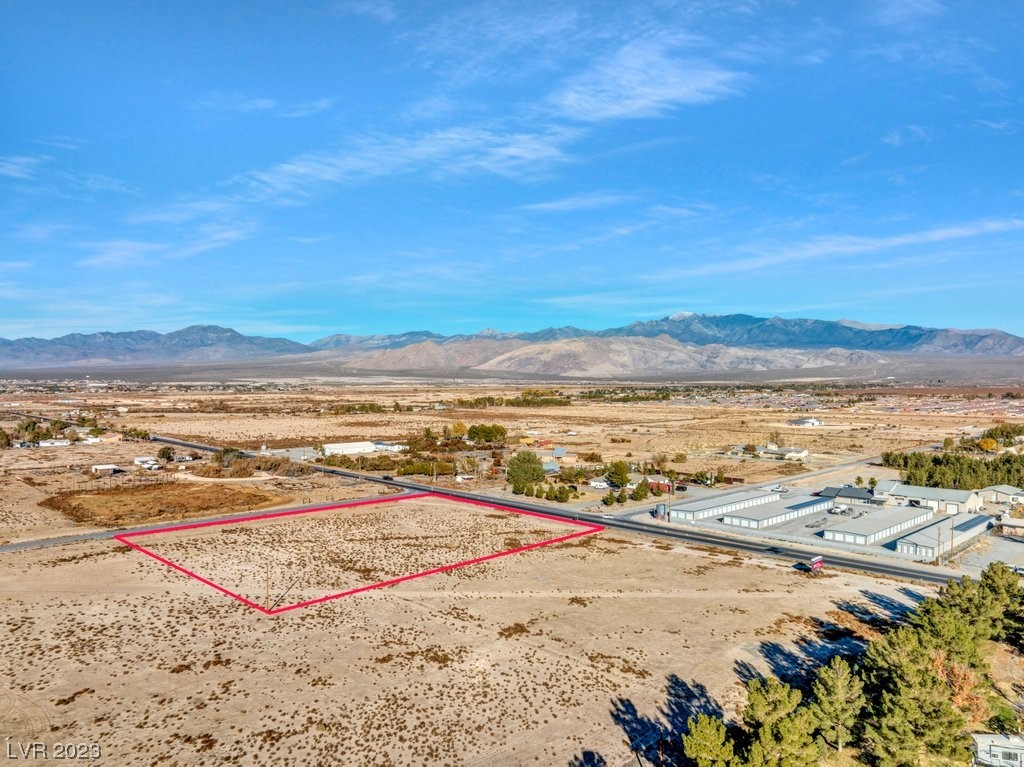 5680 Homestead Road Property Photo 7