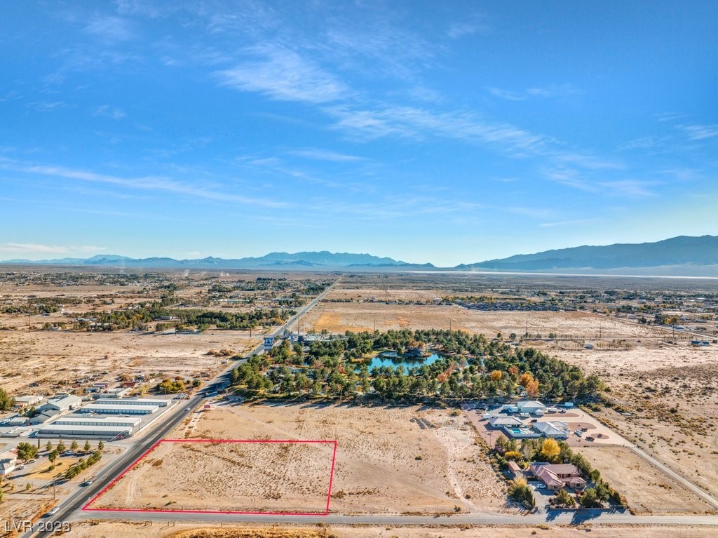 5680 Homestead Road Property Photo 11