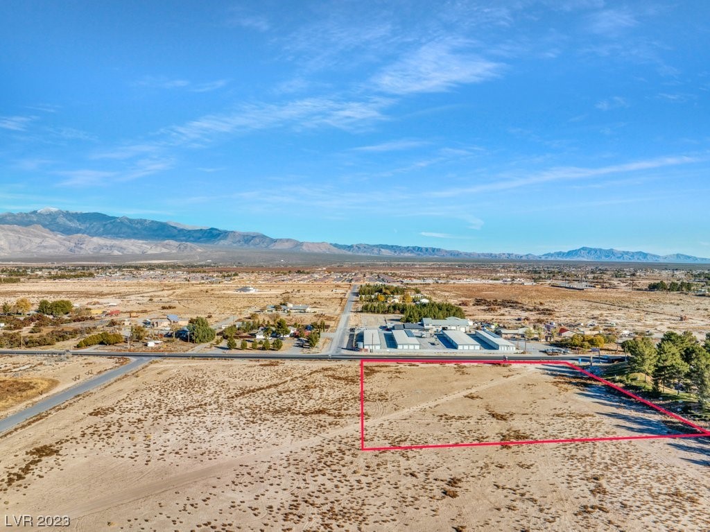 5680 Homestead Road Property Photo 23