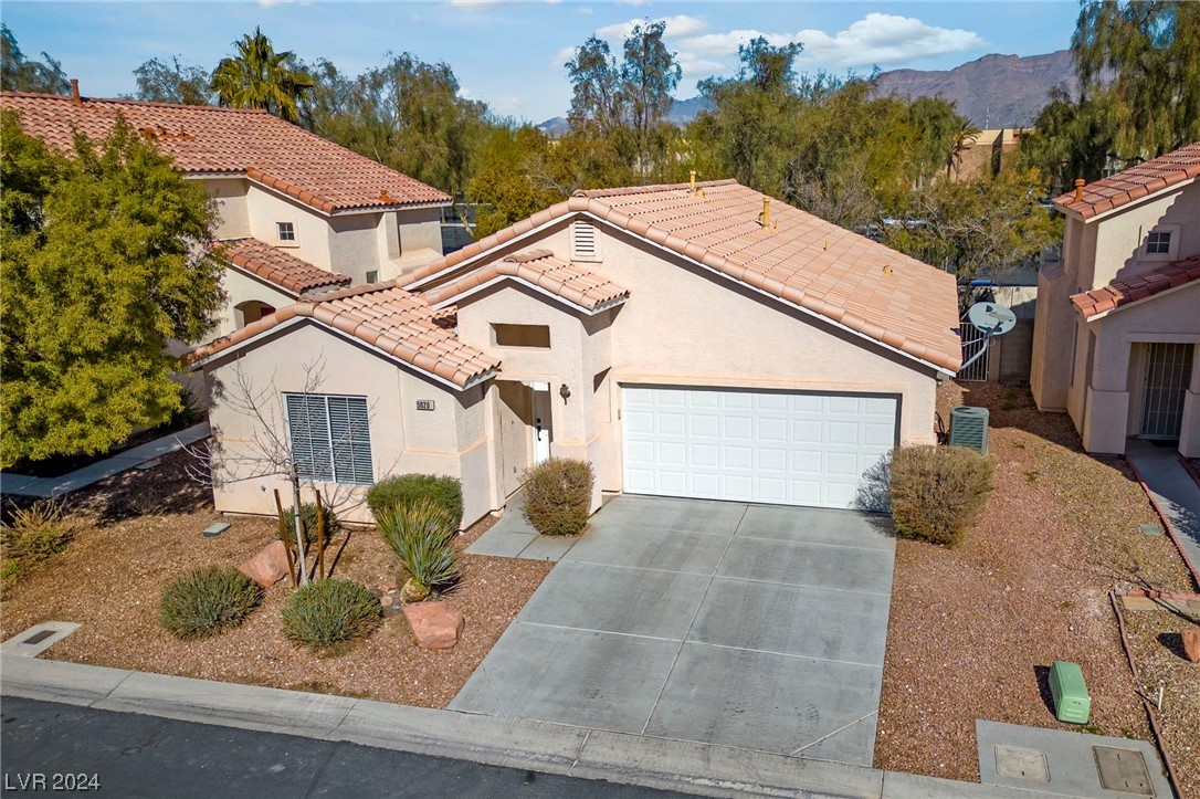 5020 Drifting Creek Avenue Property Photo 1