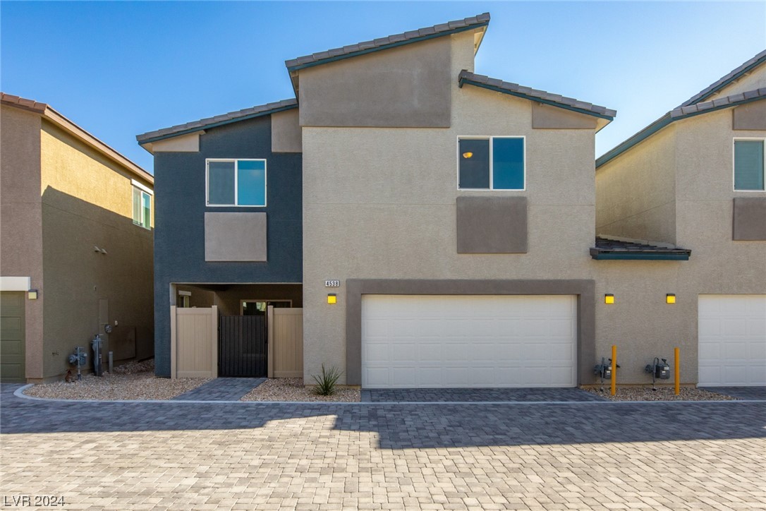 4538 Sapphire Moon Avenue Property Photo 1