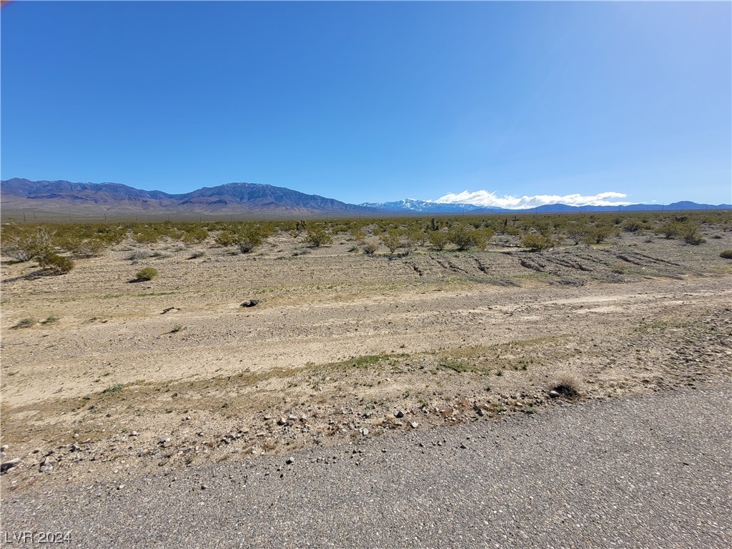 4421 North Panorama Road Property Photo 3