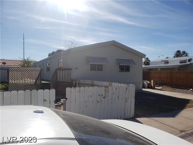 5545 Everglade Street Property Photo 1