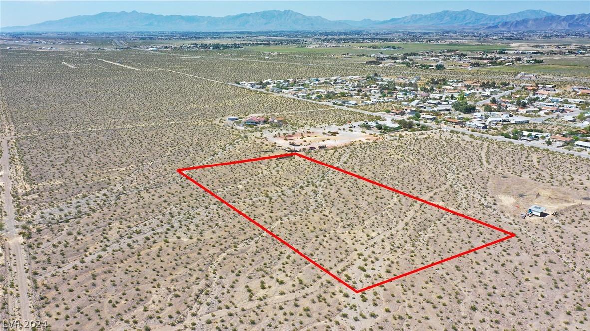 1151 East Country Place Road Property Photo 3