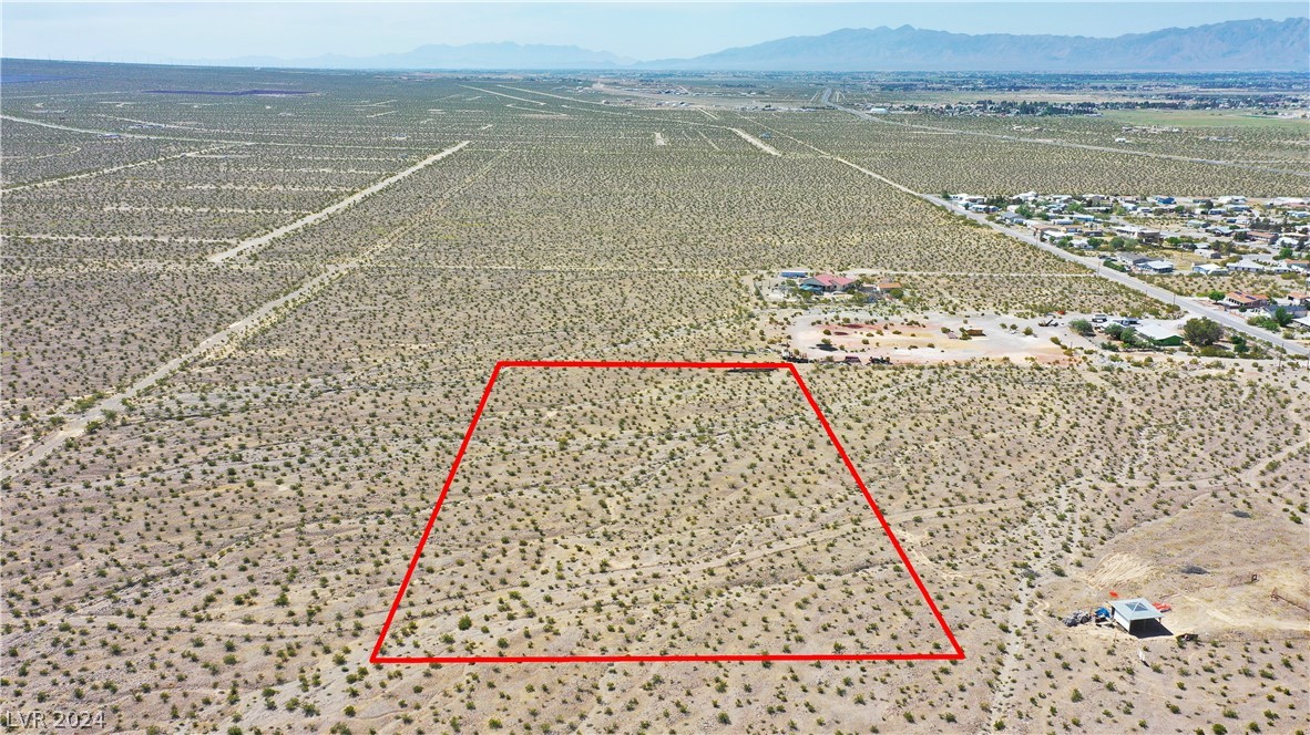 1151 East Country Place Road Property Photo 4
