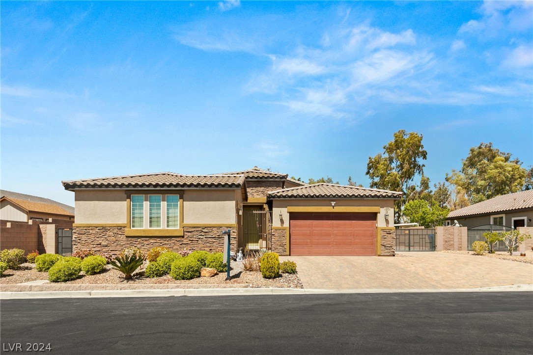 224 Star Diamond Court Property Photo 1