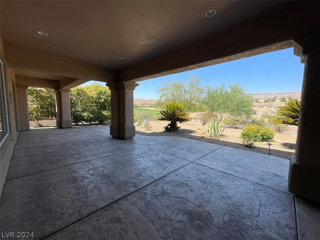 4565 Riva De Romanza Street Property Photo 32