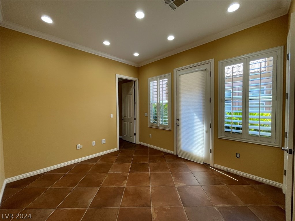 4565 Riva De Romanza Street Property Photo 38