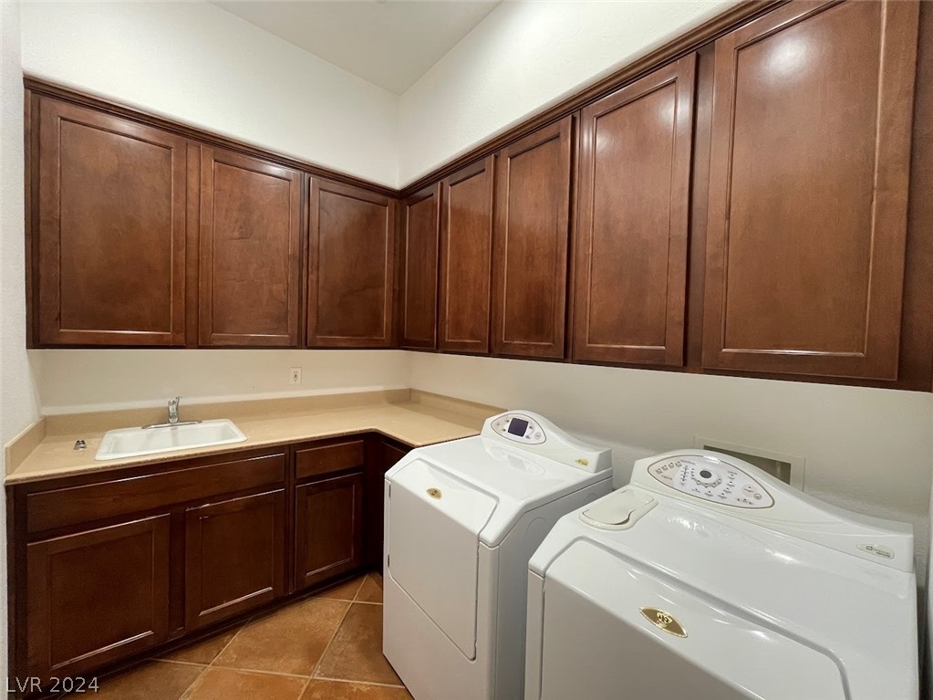 4565 Riva De Romanza Street Property Photo 39