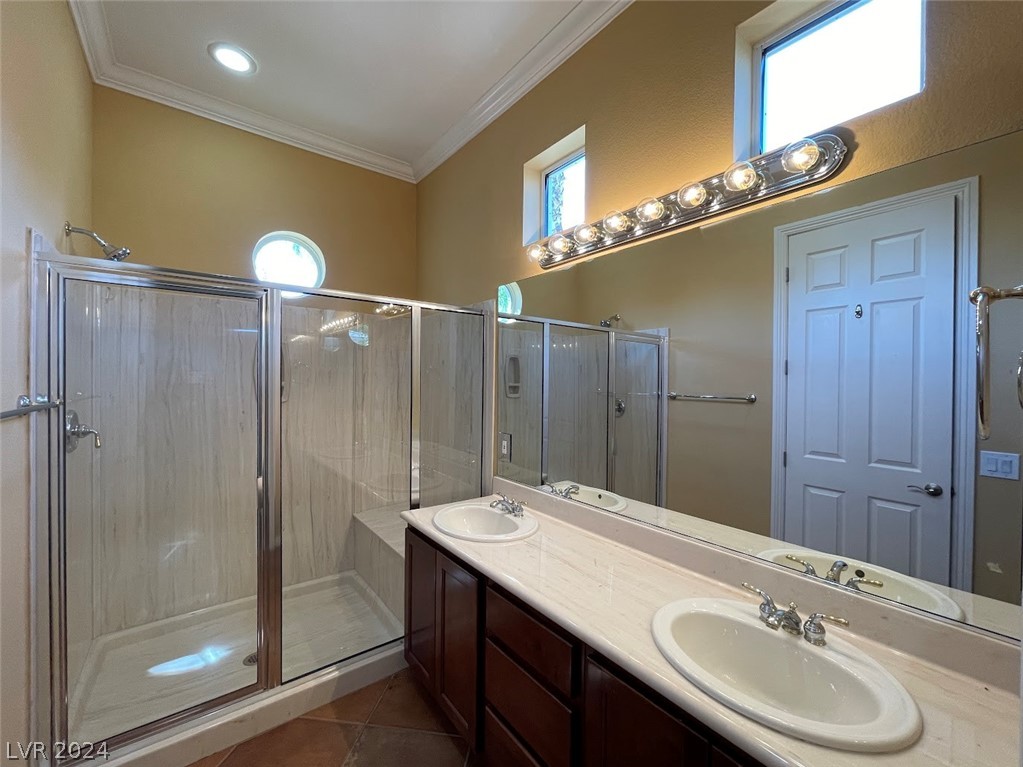 4565 Riva De Romanza Street Property Photo 48