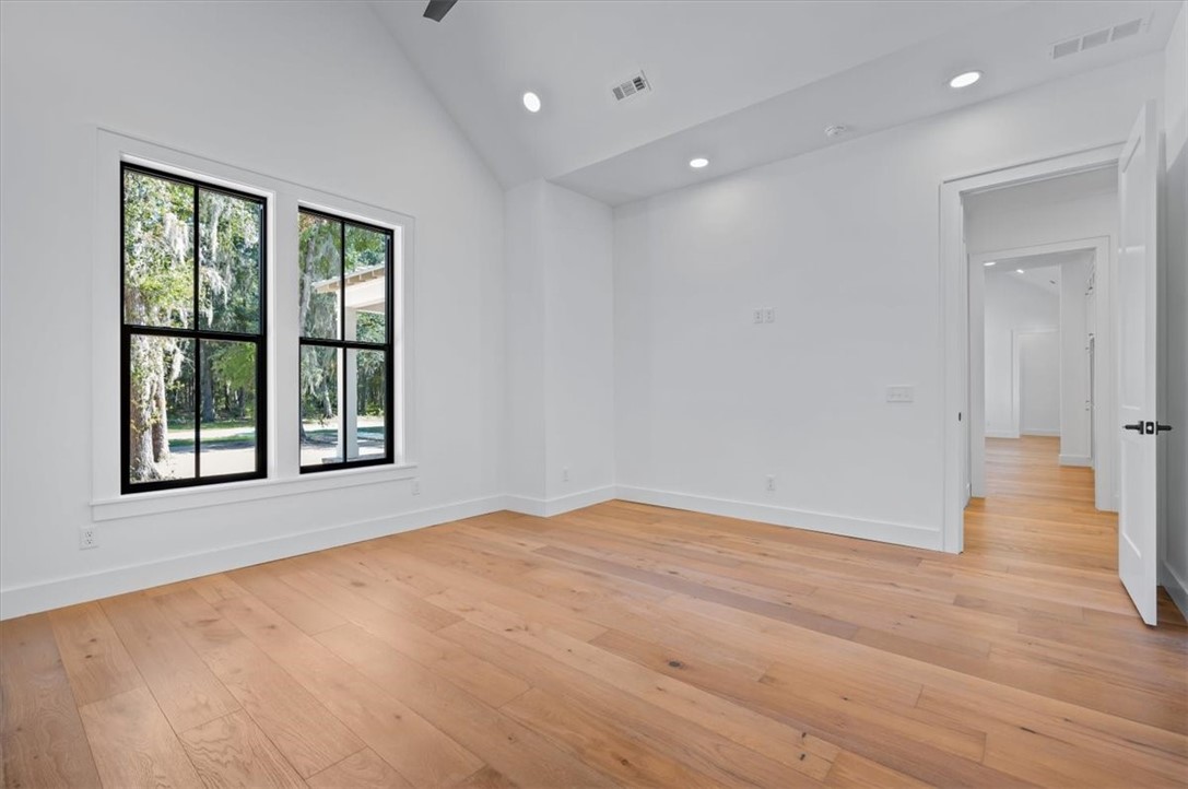 1127 Lighthouse Lane Property Photo 18