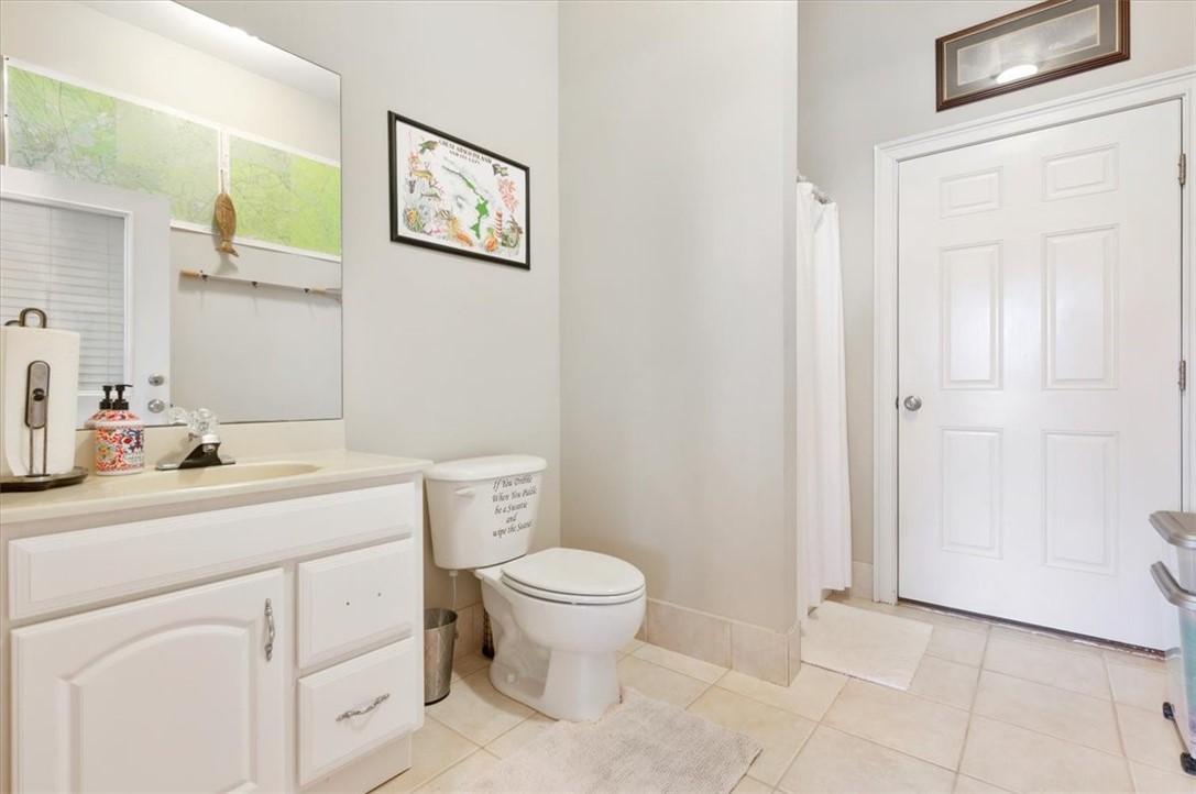 110 Queens Court Property Photo 65