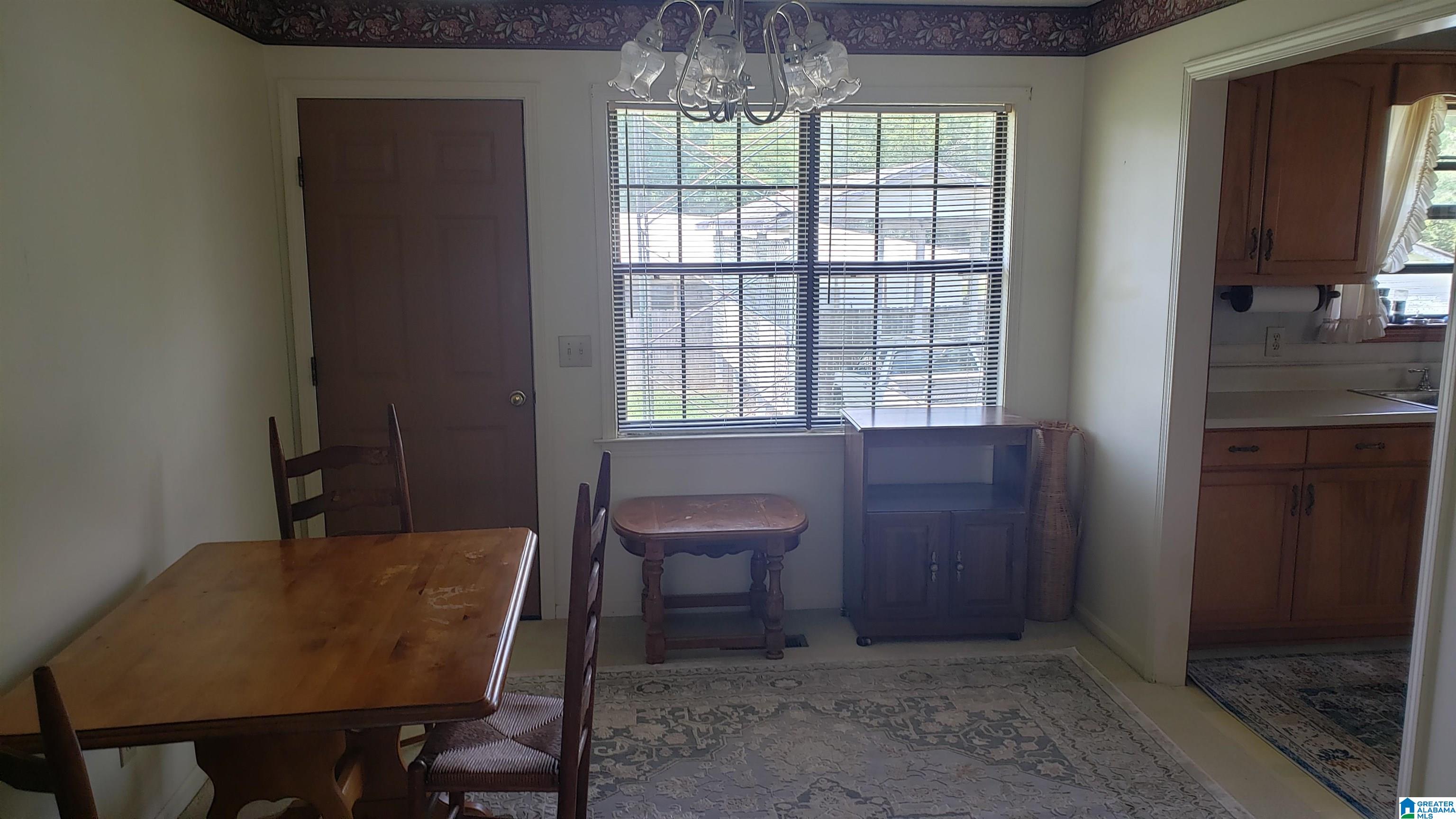 2106 4th Avenue Property Photo 2