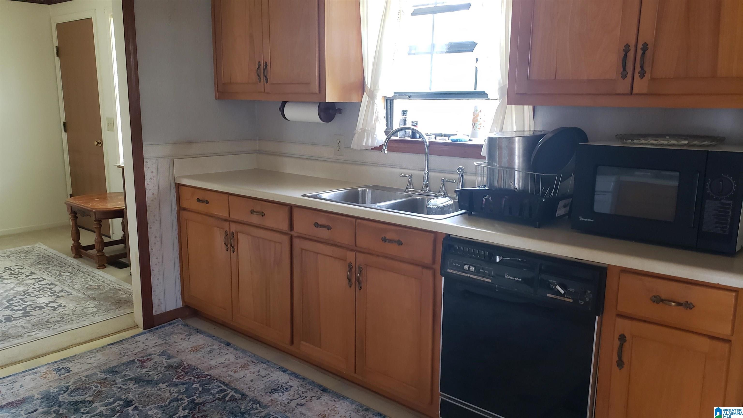 2106 4th Avenue Property Photo 4