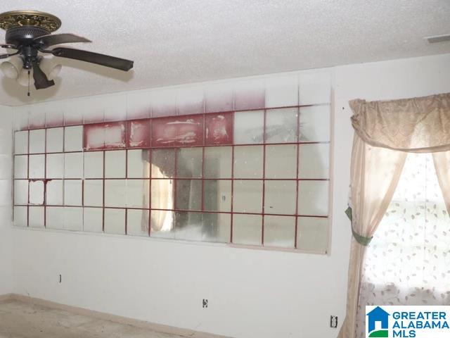 705 Nw 26th Court Property Photo 11