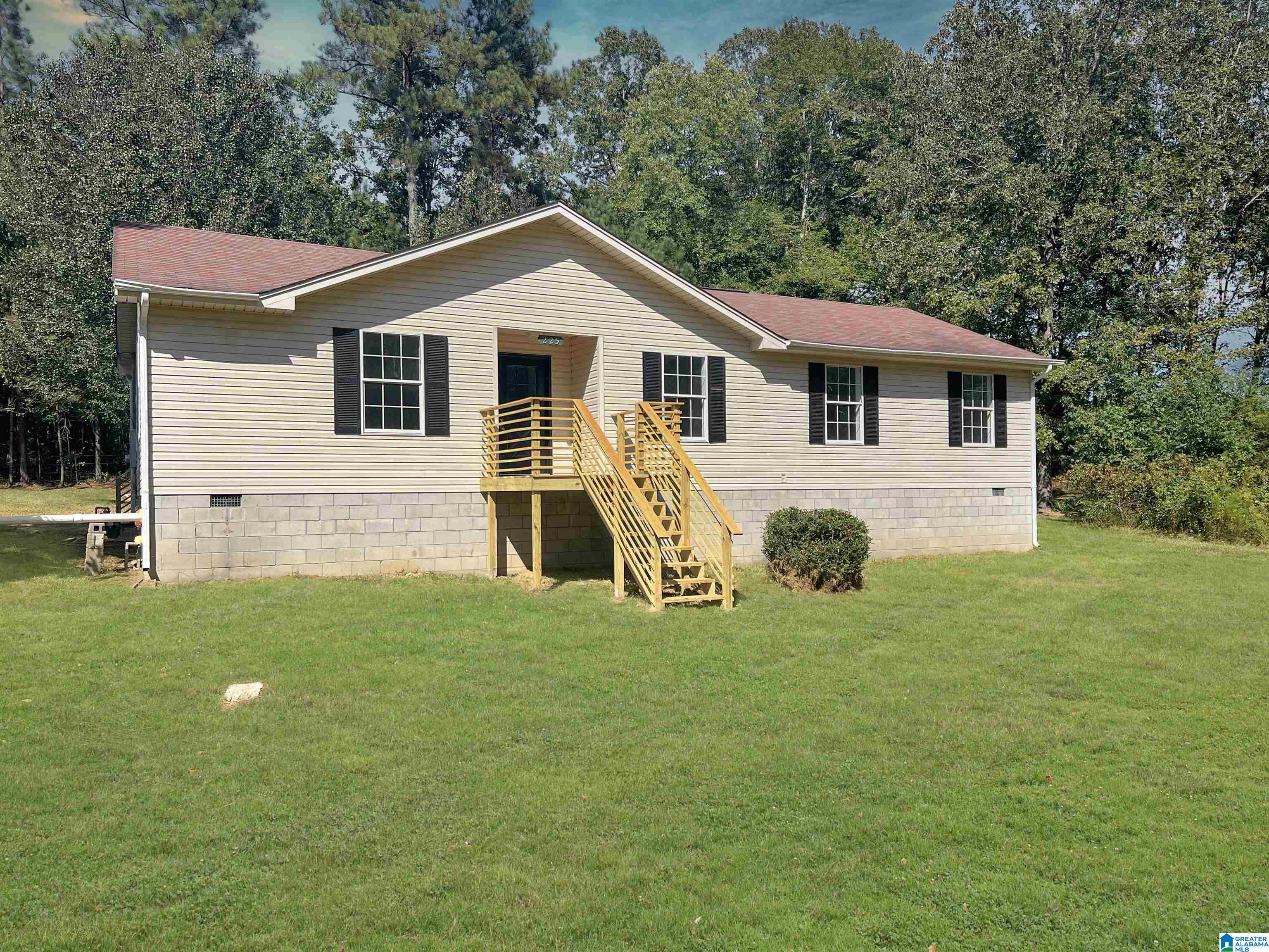 225 Duren Road Property Photo 1