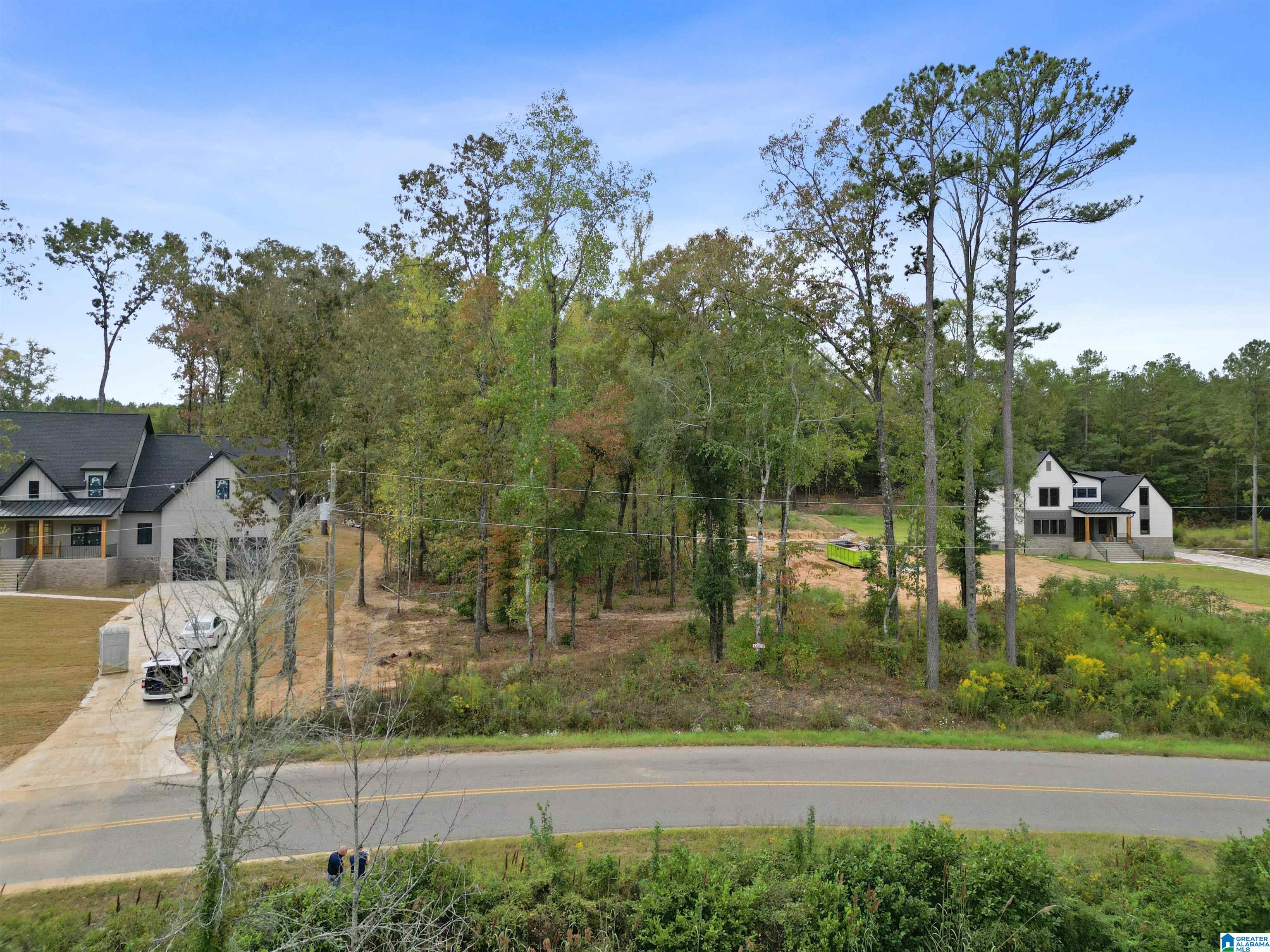 8 Holly Road Property Photo 1
