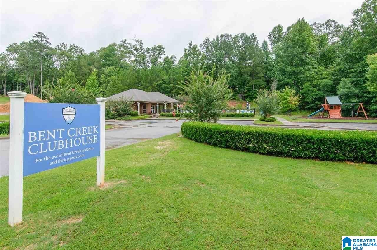 320 Bent Creek Way Property Photo 3