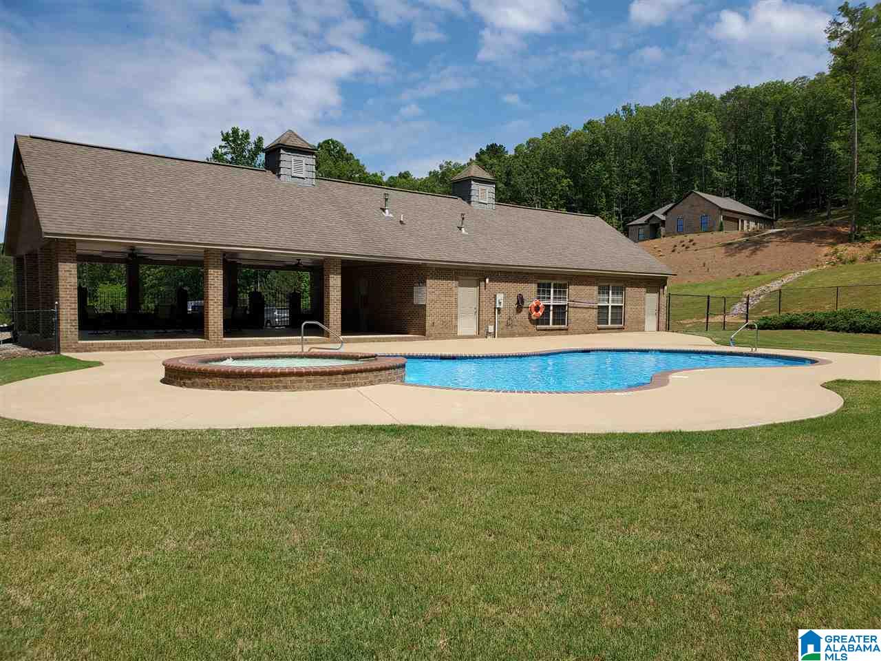 325 Gray Fox Road Property Photo 5