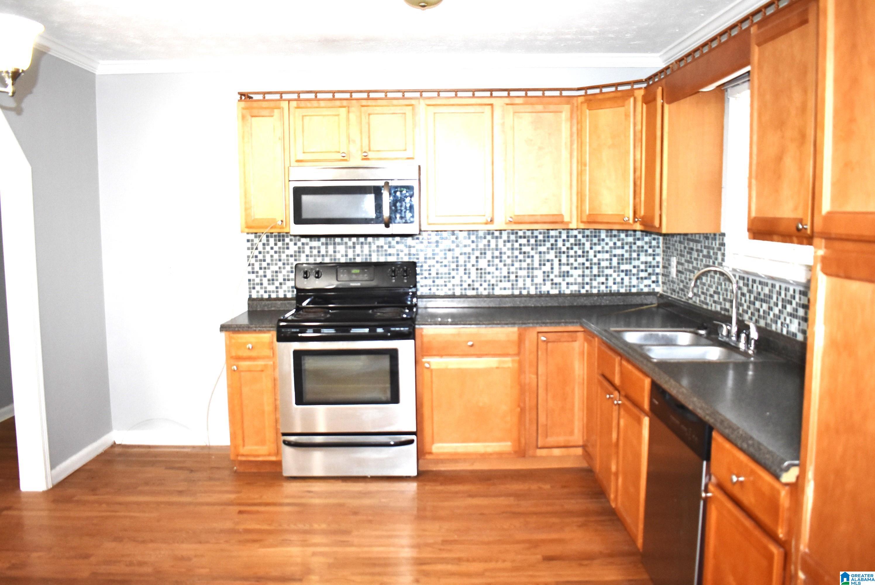 6301 Perry Street Property Photo 5