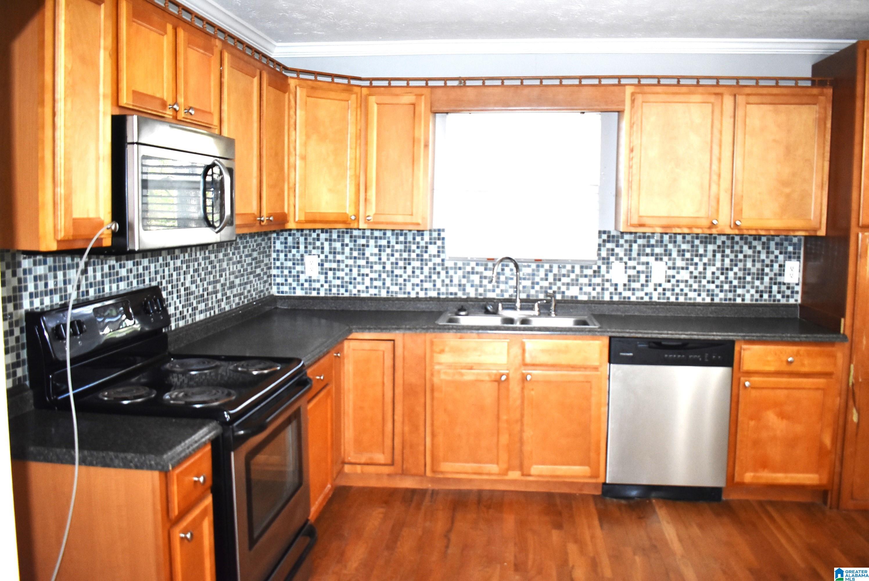 6301 Perry Street Property Photo 6