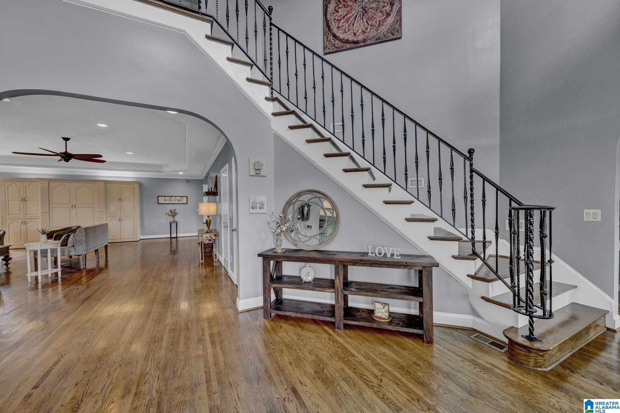 8602 English Road Property Photo 2