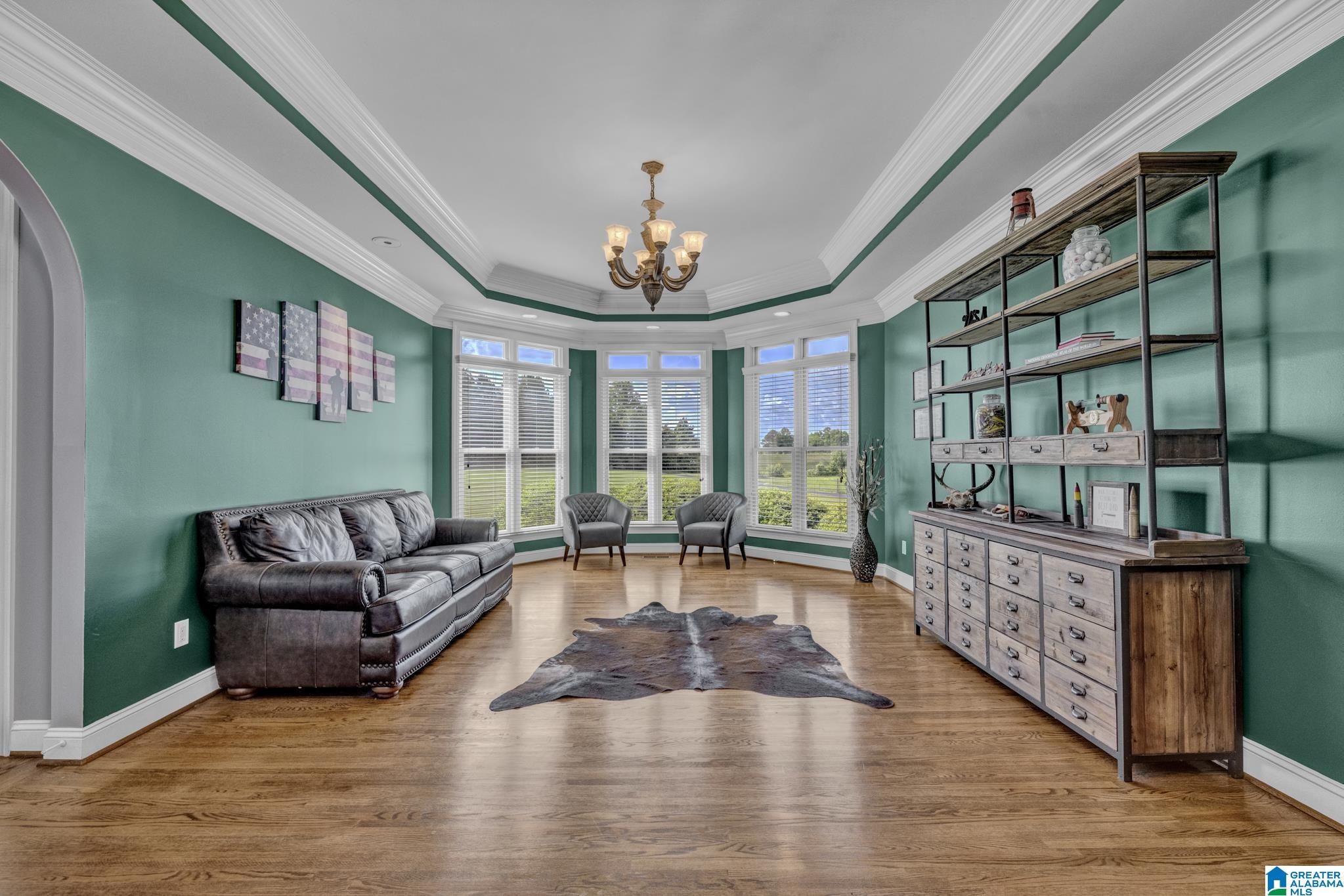 8602 English Road Property Photo 4