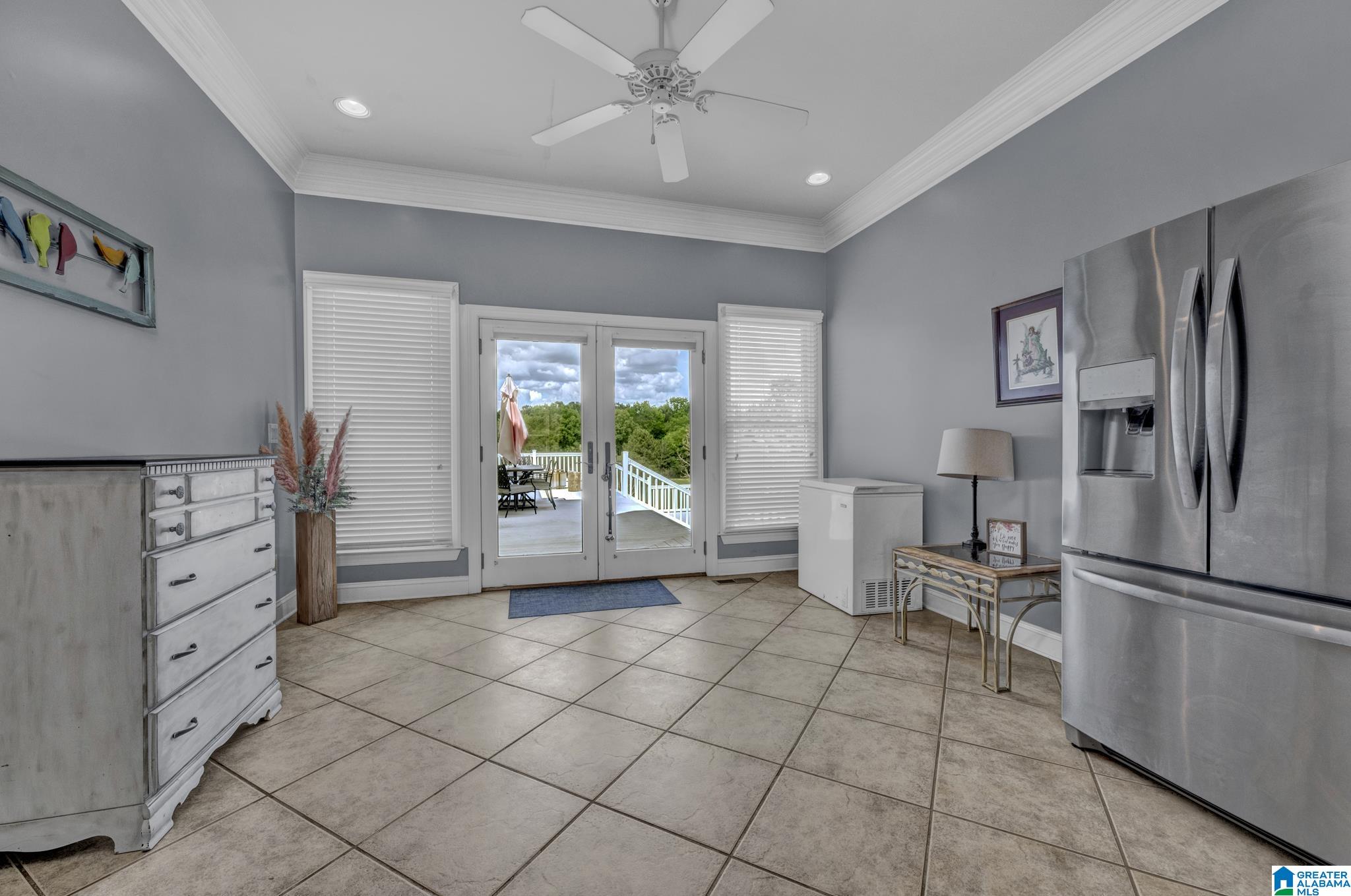 8602 English Road Property Photo 19