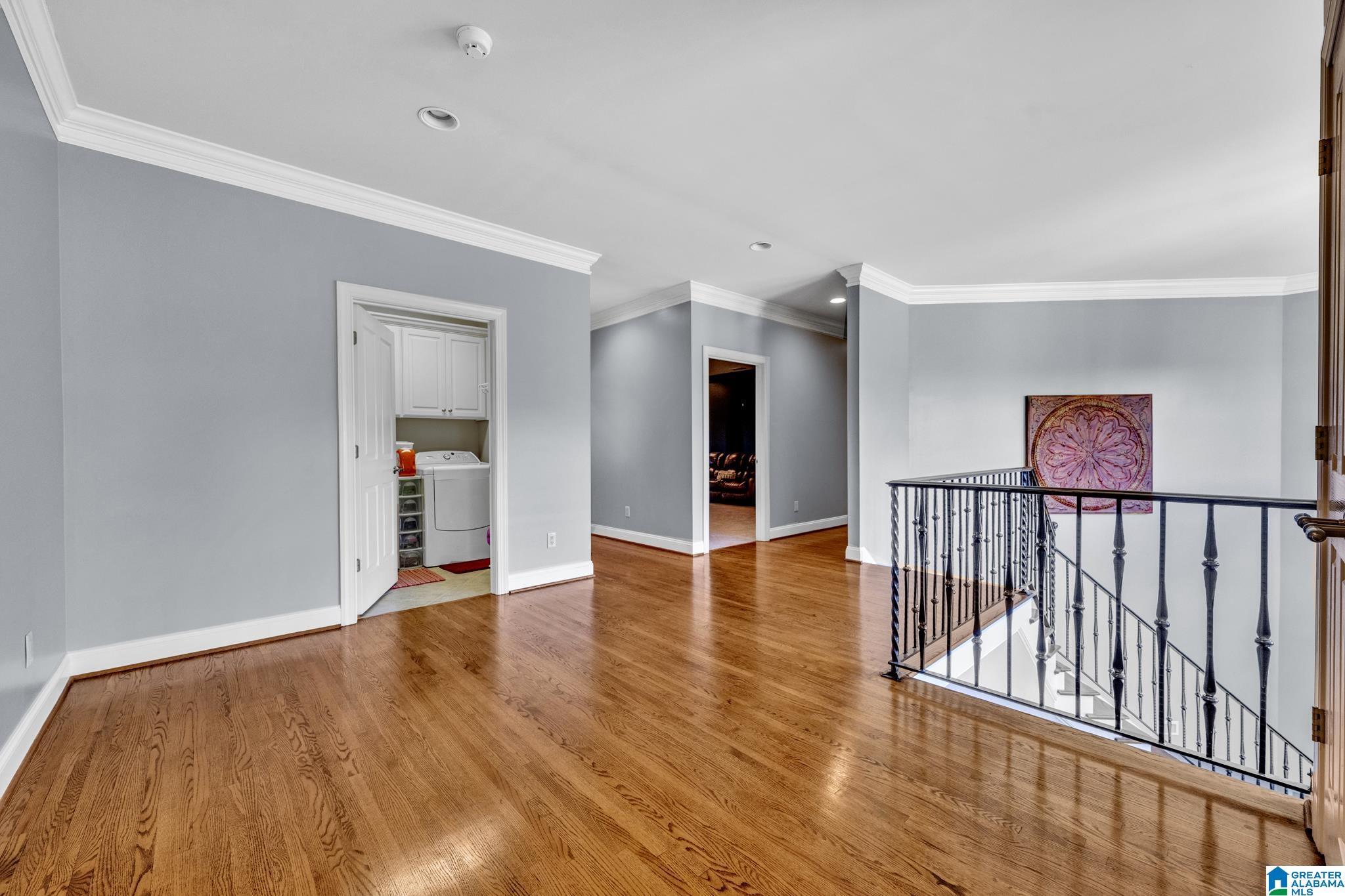 8602 English Road Property Photo 26
